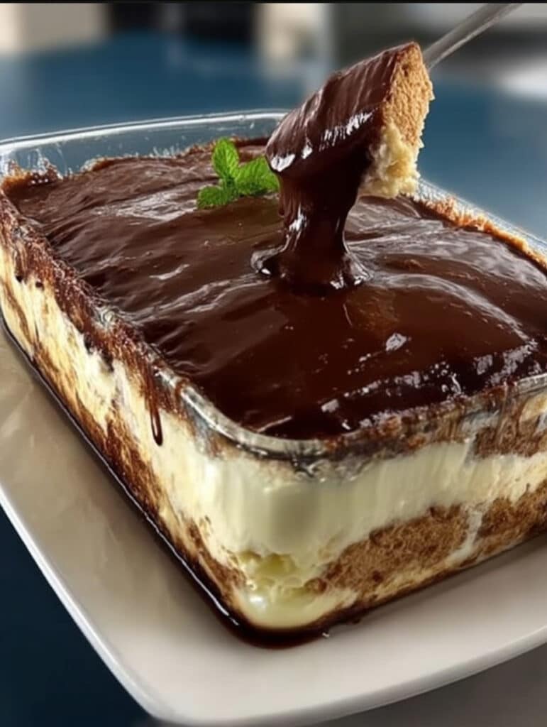 Süße Kekslasagne: Einfaches Rezept für ein beeindruckendes Dessert mit Beeren