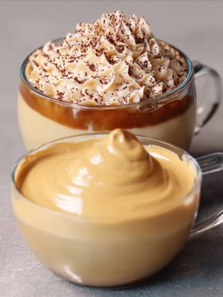 Cappuccino Creme in 5 Minuten: Blitzschnelles Dessert-Rezept für Kaffee-Liebhaber